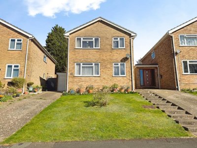 Property on Curlew Close, HP13 5JY
