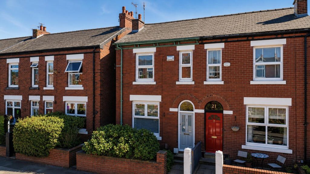 Property main image