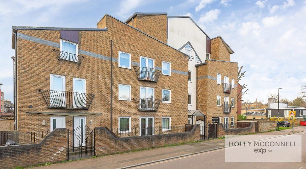 Property main image