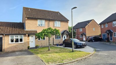 Property on Golding Close, RG19 4FG