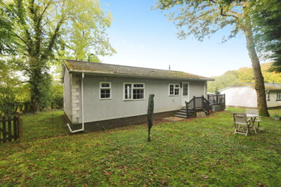 Property on Burnham Green Road, AL6 0NH