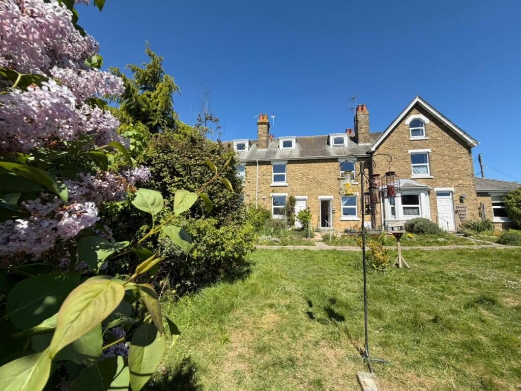 Terraced House