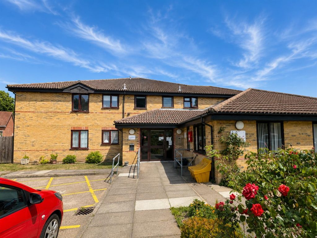 Property main image