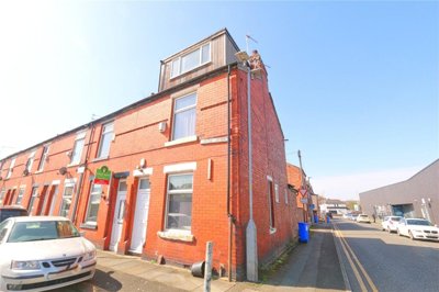 Property on Nelson Street, M34 3EU