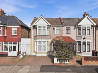 Property on Hulse Avenue, IG11 9UW