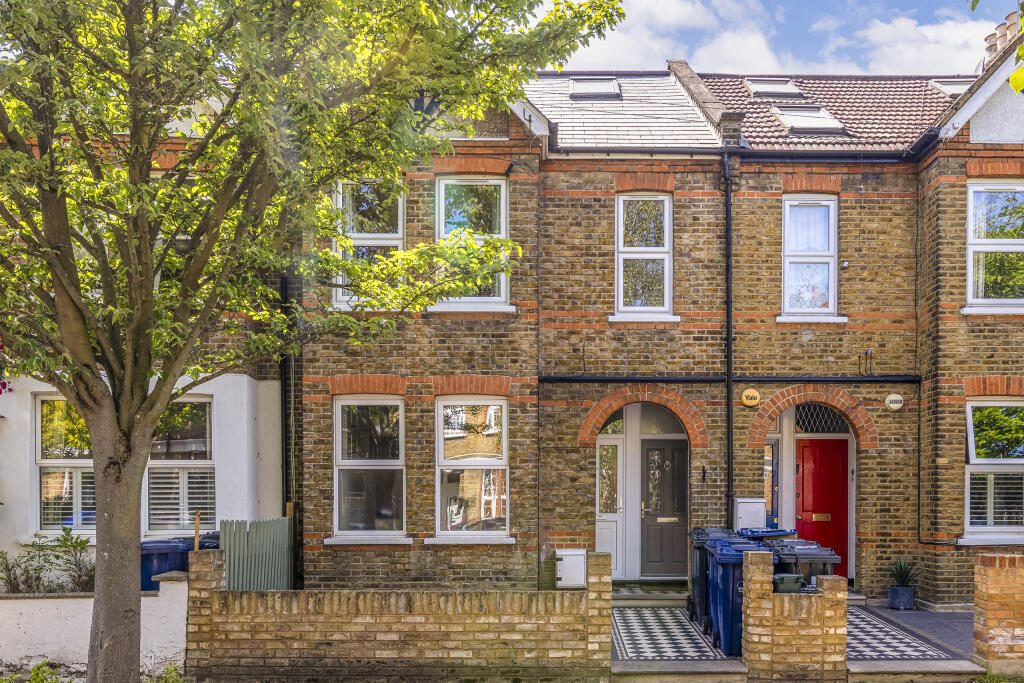 Property main image