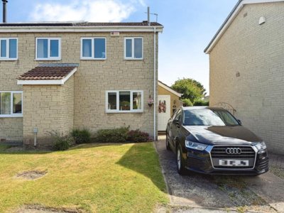 Property on The Grange, S61 2QZ
