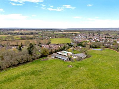 Property on Leeds Road, ME17 3JN