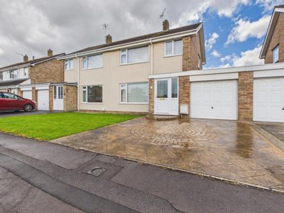 Property on Kestrel Close, TA6 5DS