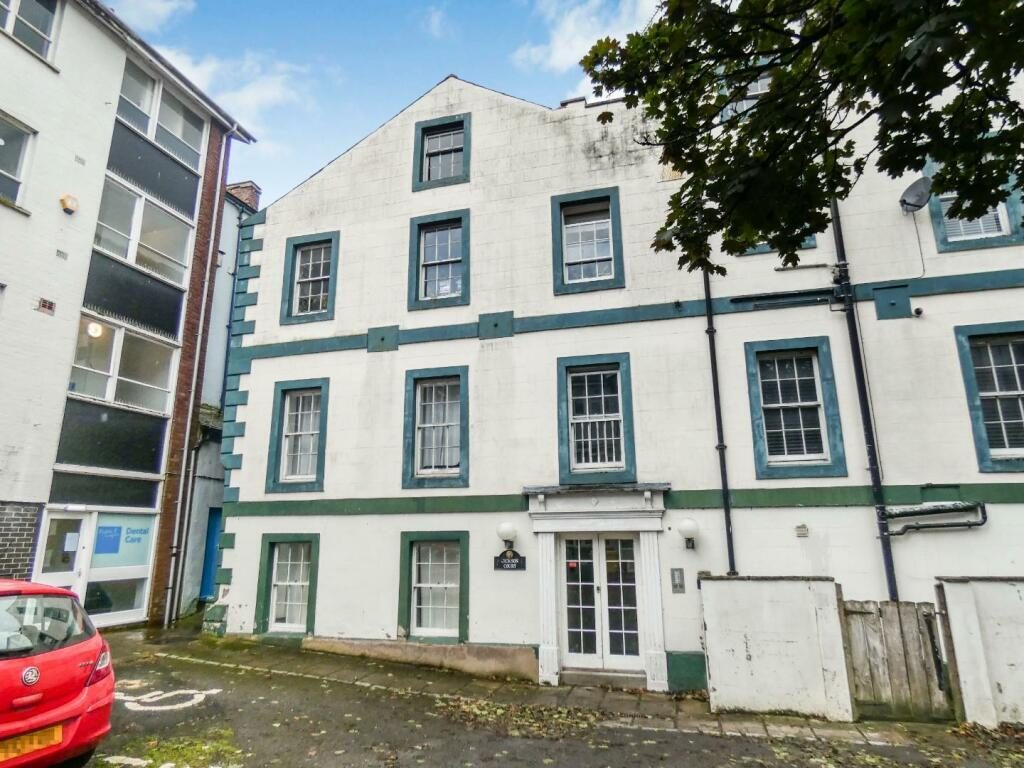 Property main image