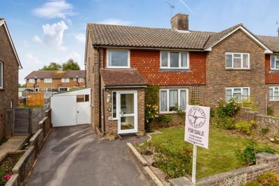 Property on Arun Road, RH14 9NB