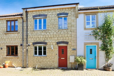 Property on Normangate, PE5 7BF