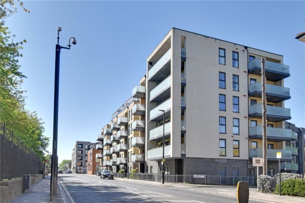 Property main image