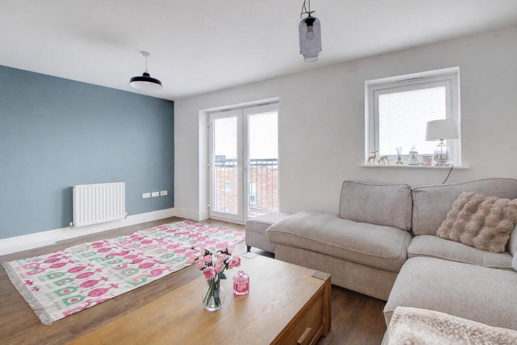 Property main image