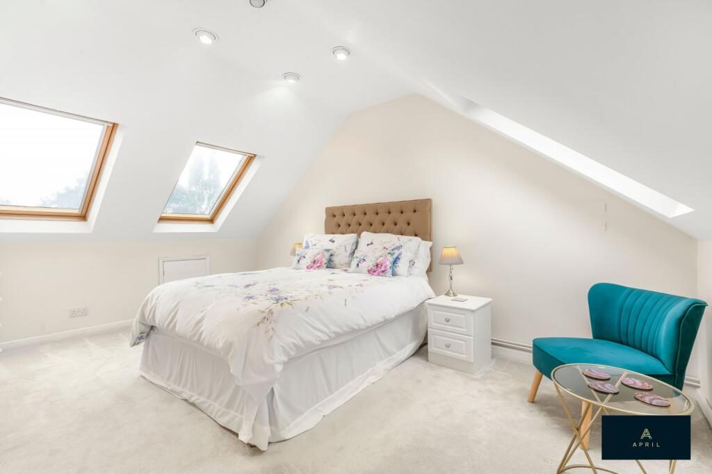 Glenwood Gardens, Gants Hil, Essex, IG2