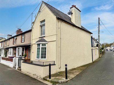 Property on Rosemary Lane, LL58 8ED