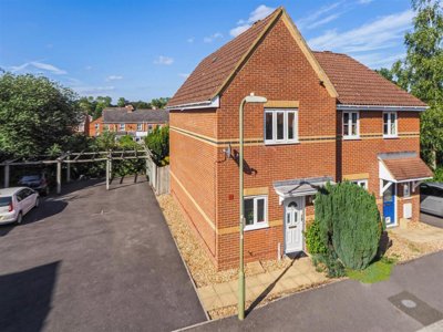 Property on Beckett Road, SP10 3HT