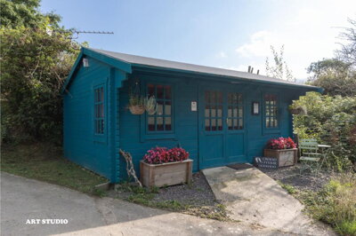 Property on SA43 2LB