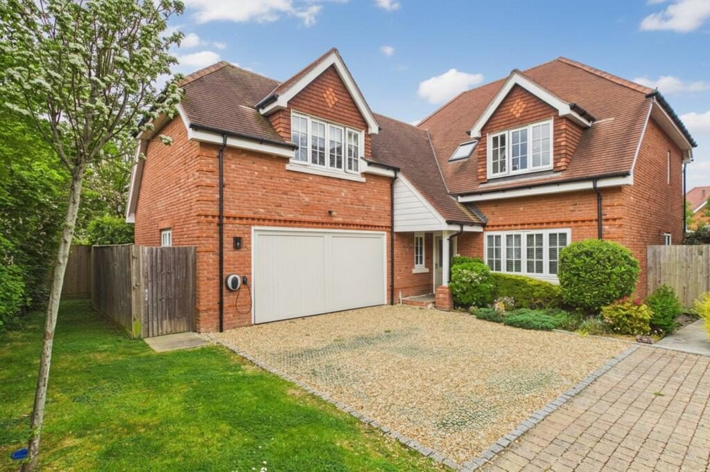 Property main image
