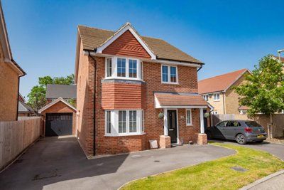 Property on Urnfield, GU46 7AX