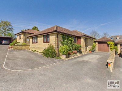 Property on The Mead, BS39 7XU