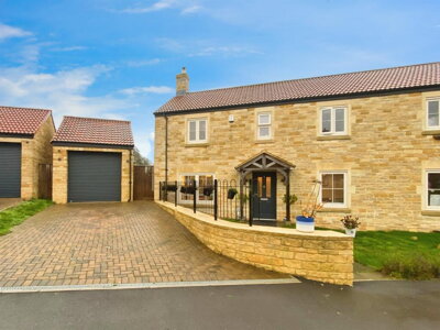 Property on Lavender Close, BA3 5WH