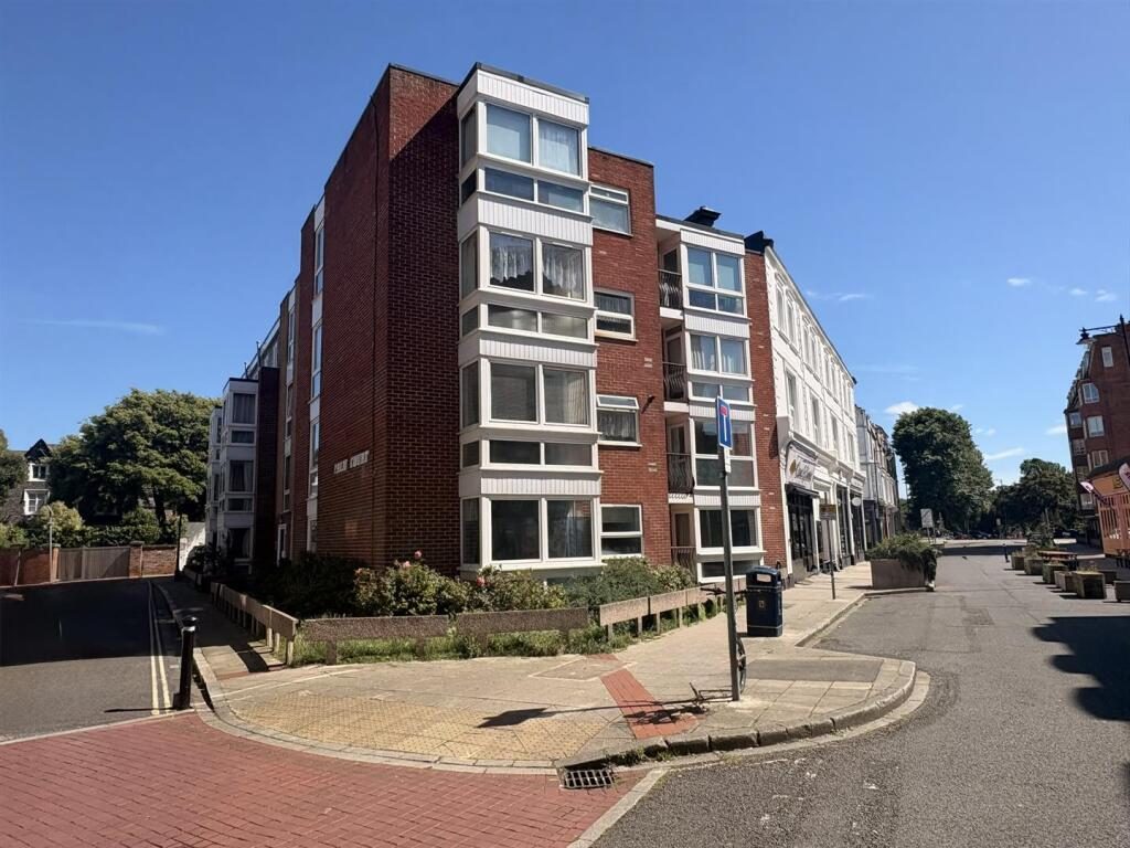 Property main image
