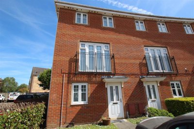 Property on Bright Wire Crescent, SO50 5SQ
