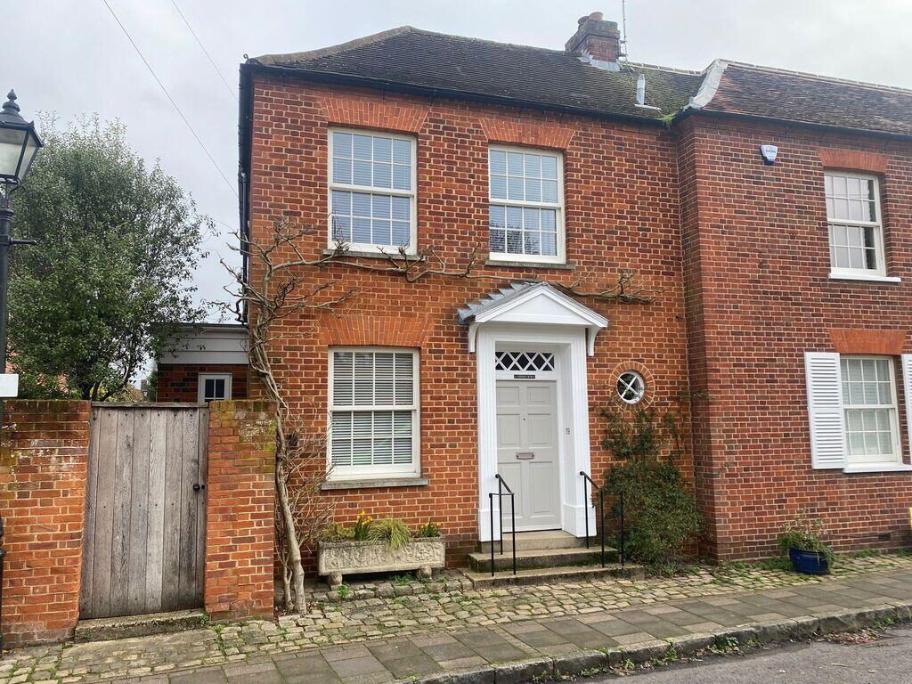 Terraced House