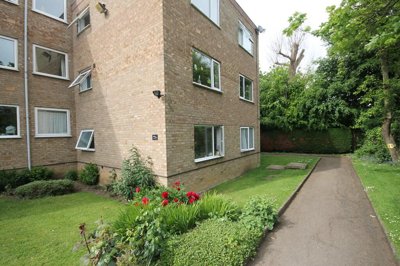 Property on Albert Road, LE2 2AA