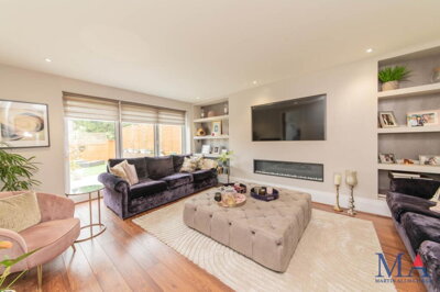 Property on Red Road, WD6 4SR