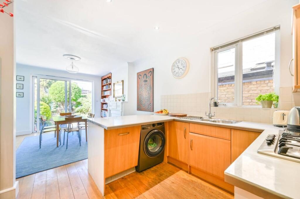 Terraced House