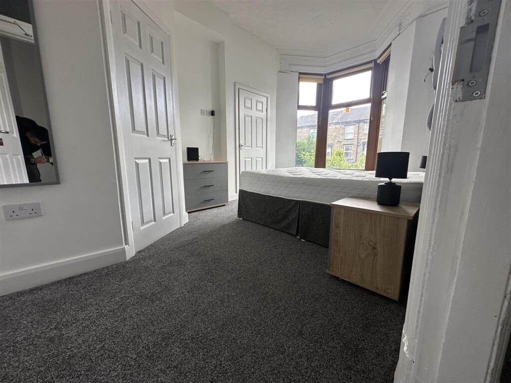 Thumbnail 8