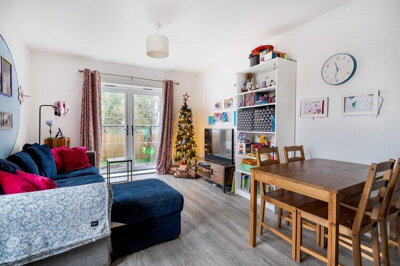 Property on Wildridings Road, RG12 7WP