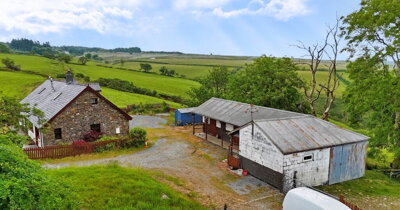 Property on SA32 7RS