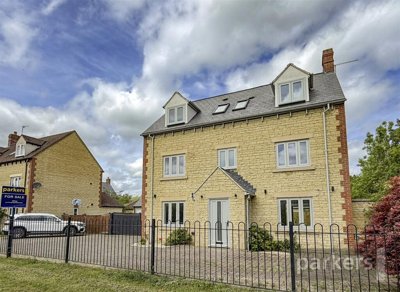 Property on Cherry Tree Way, OX28 1AJ