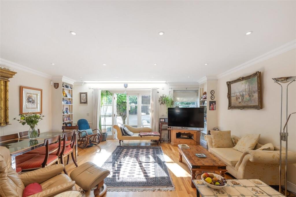 Terraced House