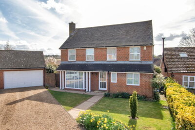 Property on Rectory Meadow, DA13 9NY