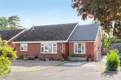 Property on The Chestnuts, NR34 7EZ