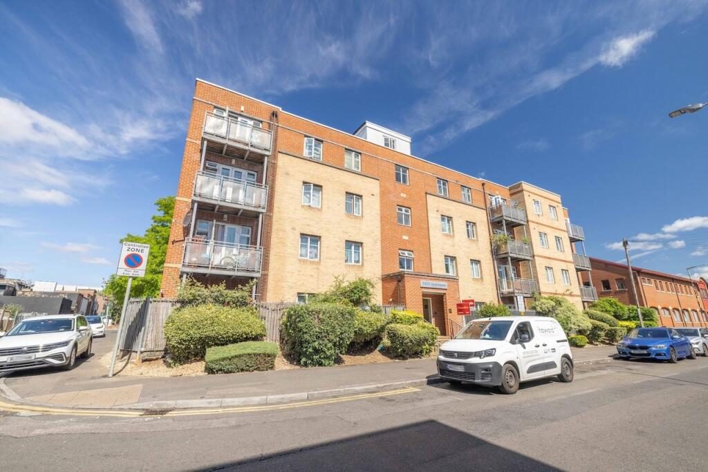 Property main image