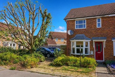 Property on Colne Drive, OX11 7SG