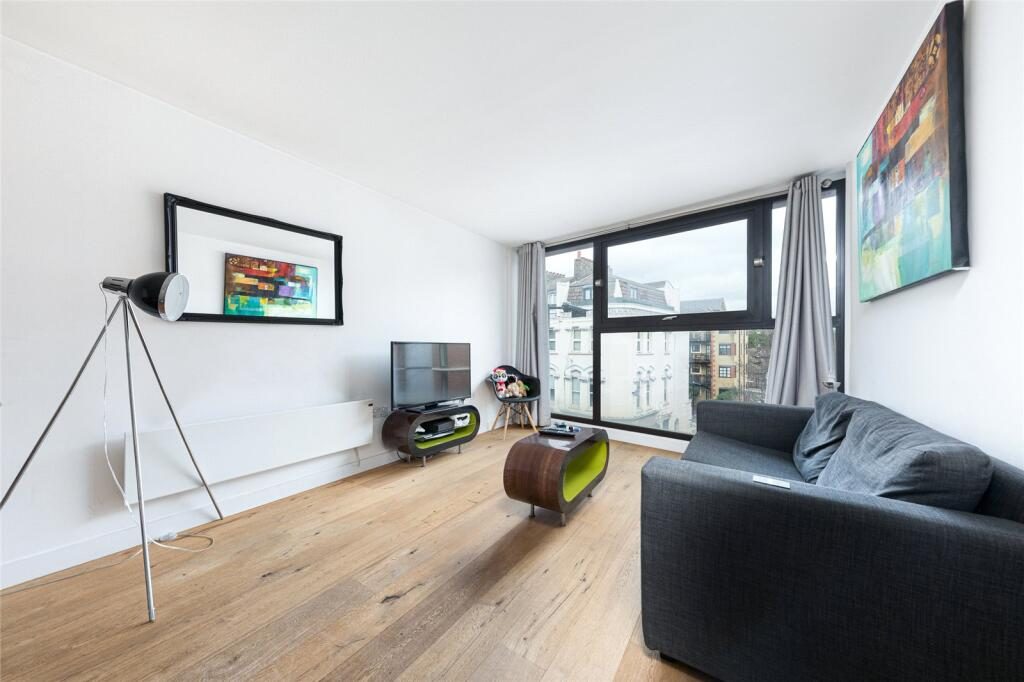 Property main image