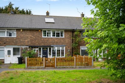 Property on Ardleigh, SS16 5RE