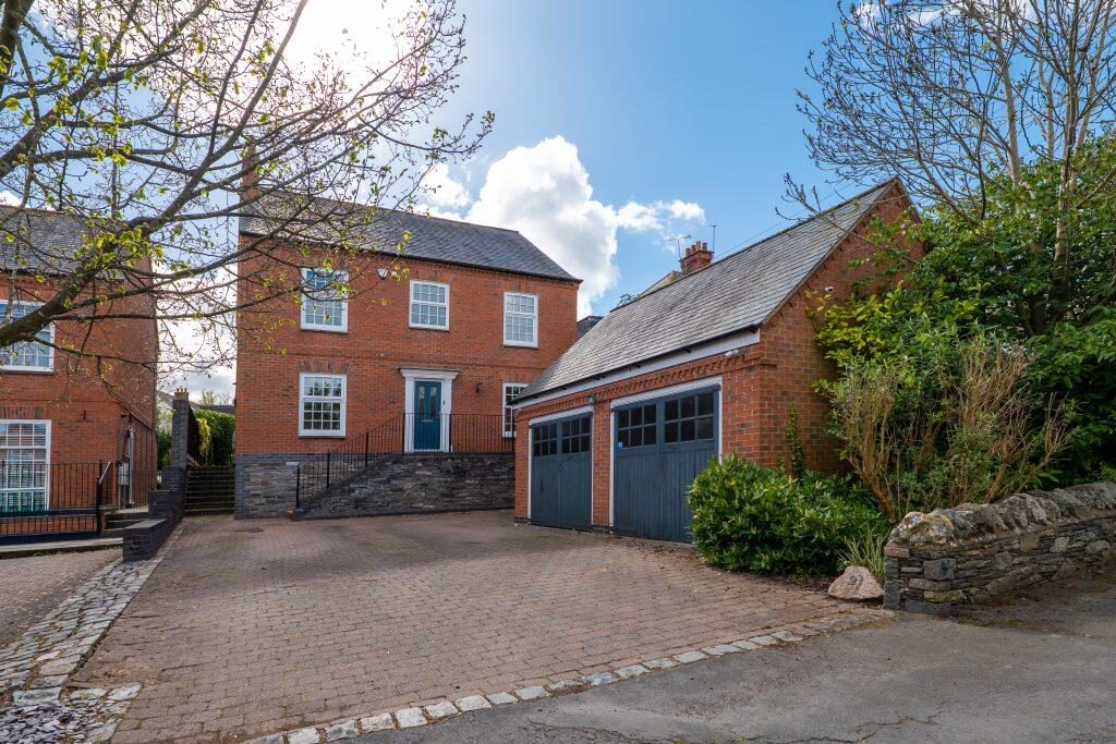 Detached House