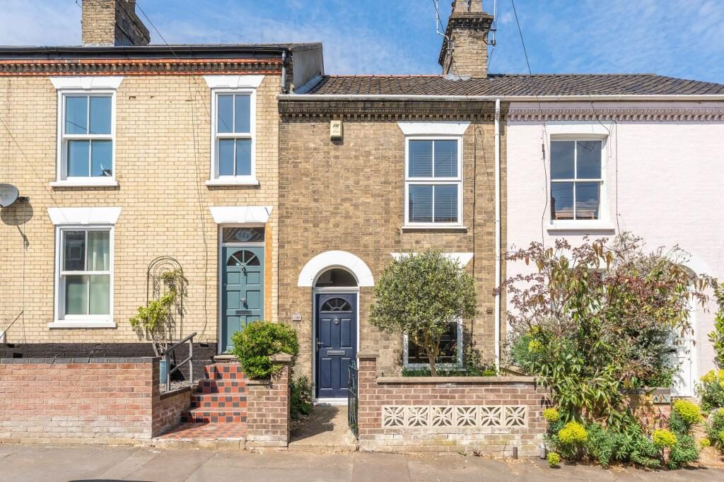 Property main image