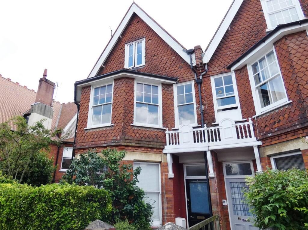 Property main image