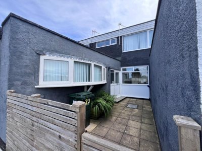 Property on Studdon Walk, NE3 3YQ