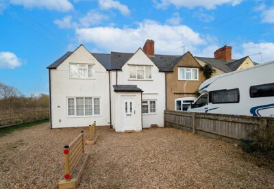 Property on Henley Road, OX4 4YN