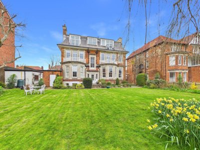 Property on Sandgate Road, CT20 2LW