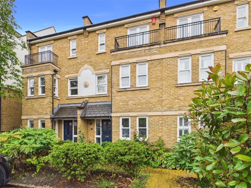 Terraced House
